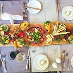 普劳西福尔克西酒店