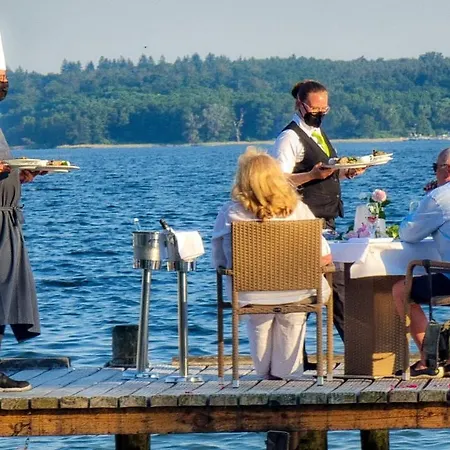 Falk Seehotel Plau Am 4* Plau am See