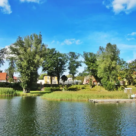 Falk Seehotel Plau Am 4*