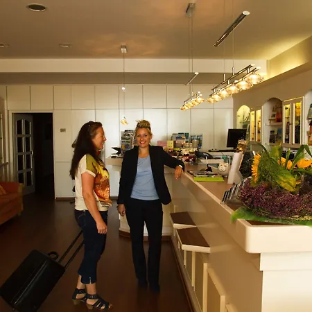 Falk Seehotel Plau Am Hotel 4*