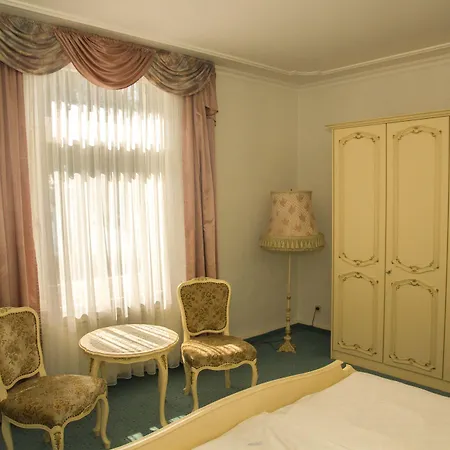 Ξενοδοχείο Falk Seehotel Plau Am 4*