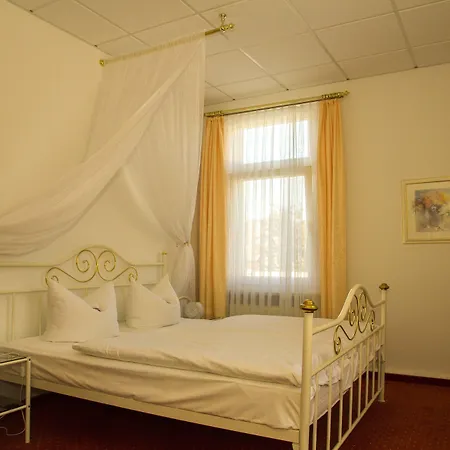Falk Seehotel Plau Am Hotel 4*